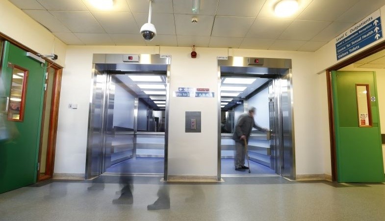 Elevator with automatic doors, in a hospital